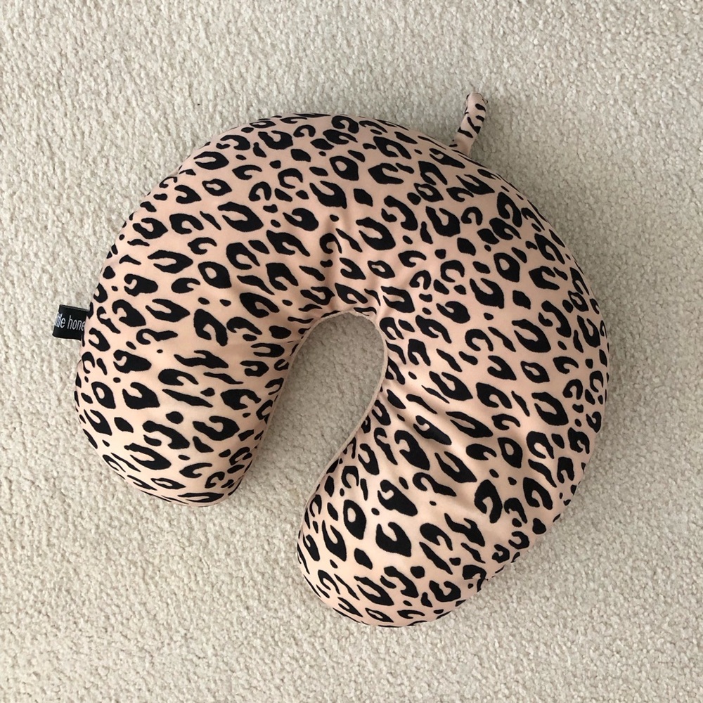 Leopard Print Travel Neck Pillow